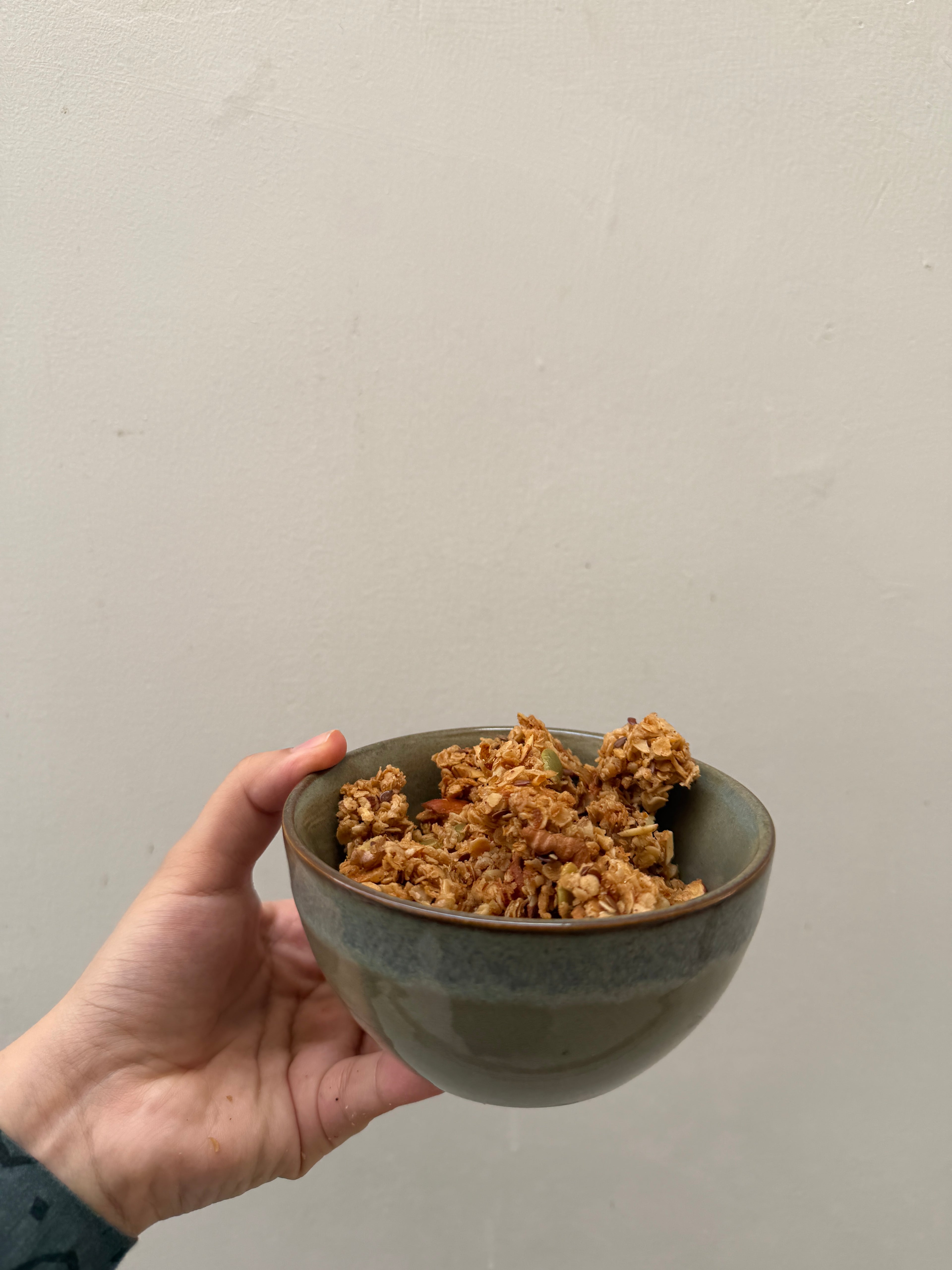 THE BOWL Homemade Granola - 300 Grams